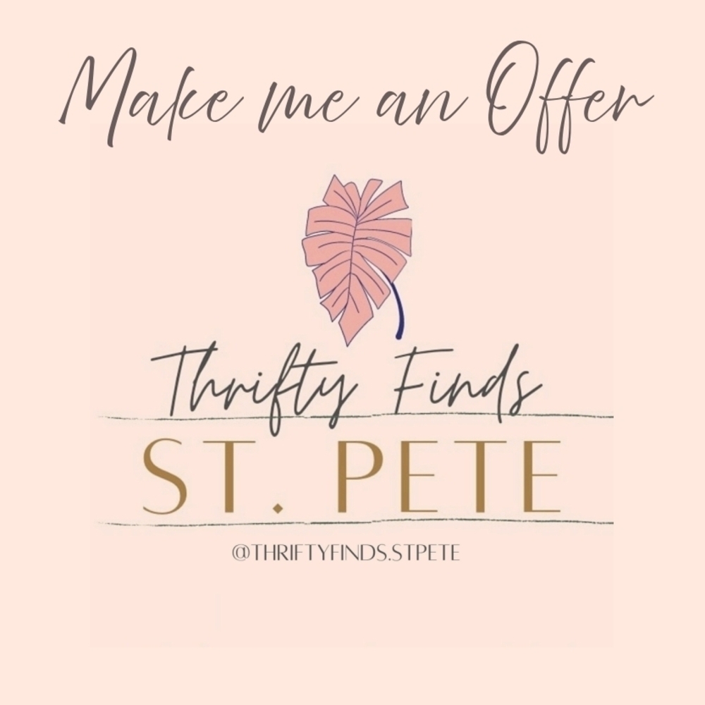 Thrifty Finds St. Pete Logo Art